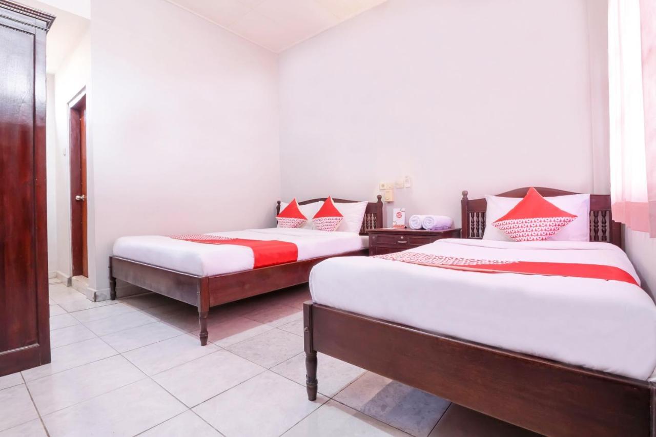 Oyo 2411 Taman Mekar Beach Inn 2 Kuta Lombok Kültér fotó