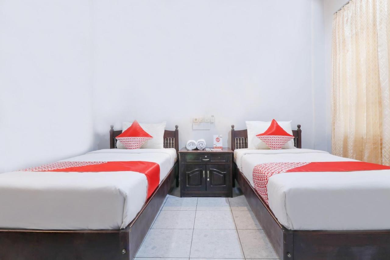 Oyo 2411 Taman Mekar Beach Inn 2 Kuta Lombok Kültér fotó