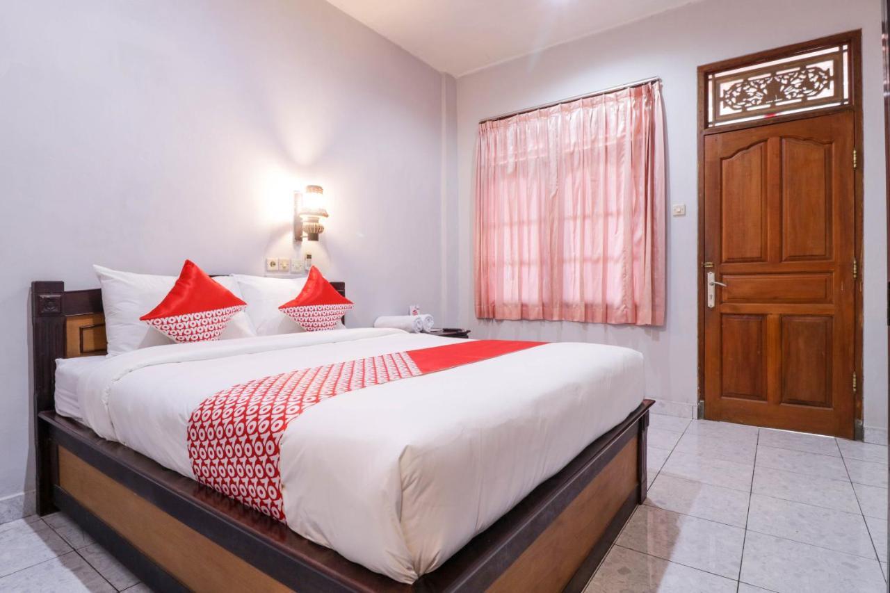 Oyo 2411 Taman Mekar Beach Inn 2 Kuta Lombok Kültér fotó