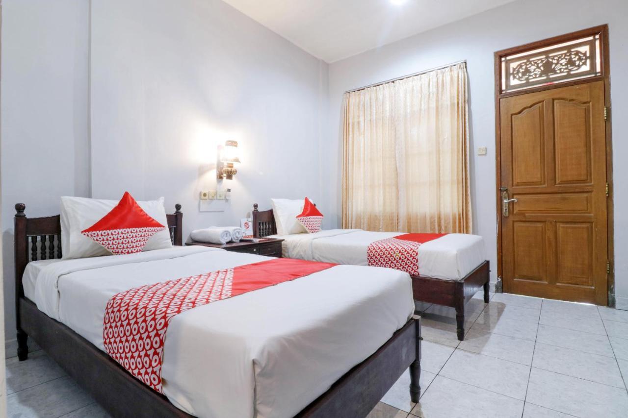 Oyo 2411 Taman Mekar Beach Inn 2 Kuta Lombok Kültér fotó