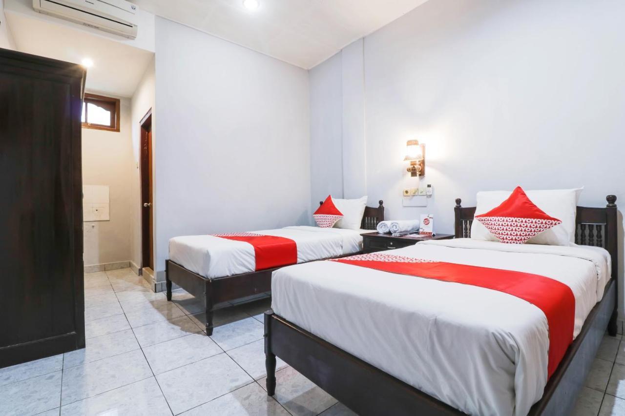 Oyo 2411 Taman Mekar Beach Inn 2 Kuta Lombok Kültér fotó