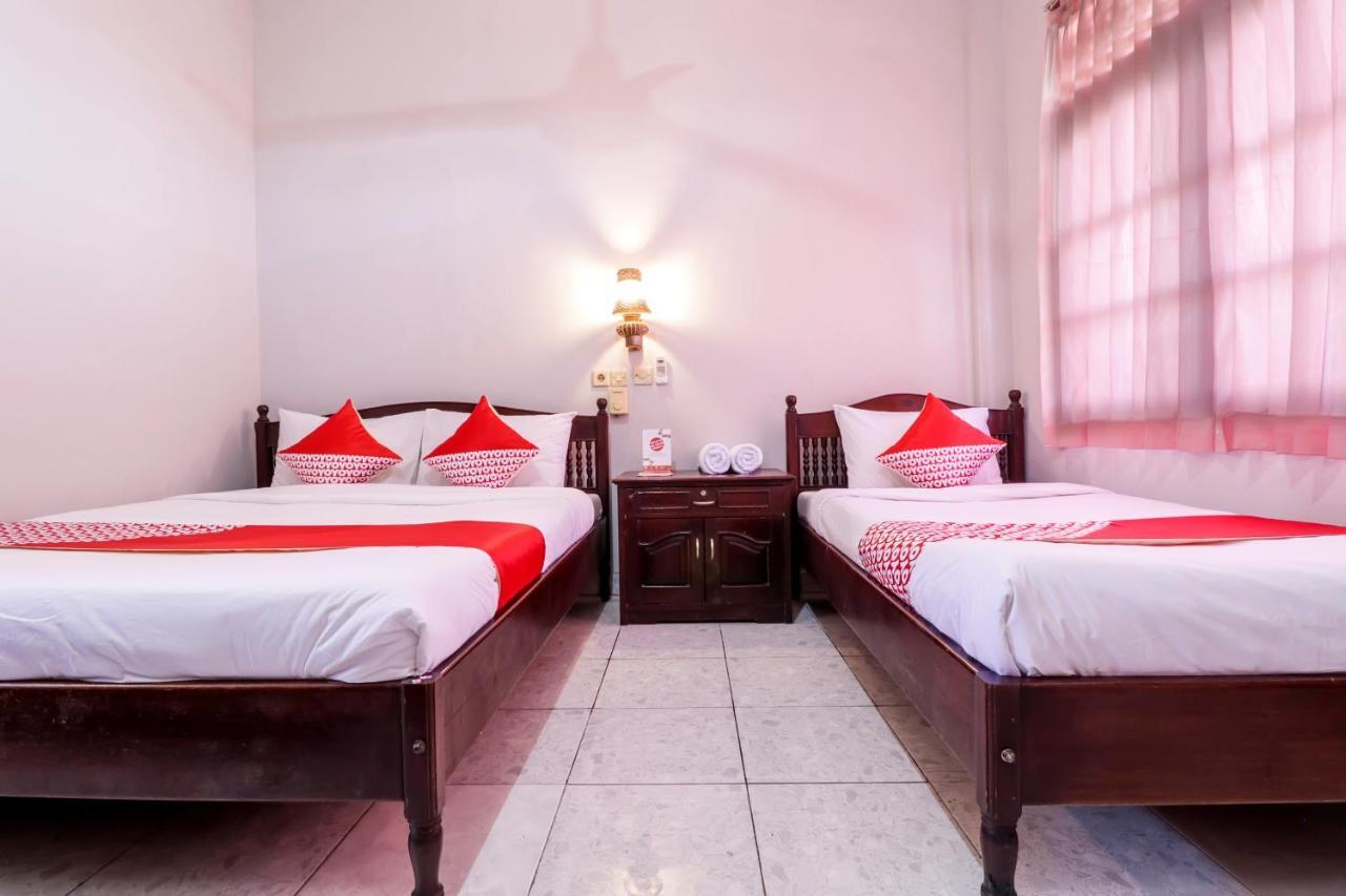 Oyo 2411 Taman Mekar Beach Inn 2 Kuta Lombok Kültér fotó
